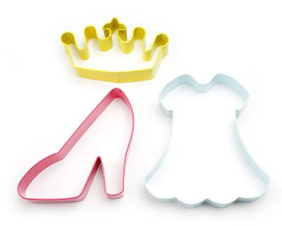 China Viable Popular Series Queen/Dinosaur/Party Vehicle Powder Coating 2/3/4pcs Cookie Cutter Set for sale