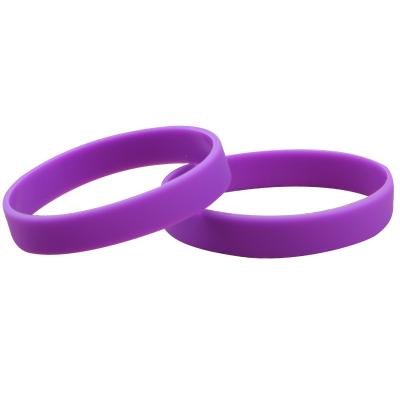 China Mini Silicone Bracelet High Quality DIY Logo Silicone Wrist for sale