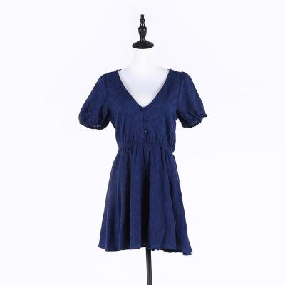 China Fashion anti-static V-neck temperament sexy waist slimming girls dresses casual short-sleeved dress for sale