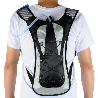 China Cheap Custom Tactical Waterproof LOGO Bag Cycling Hydration Pack Water Backpack, 2L TPU Water Bladder Hydration Backpack for sale