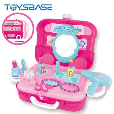 China Fashion beauty makeup set set 2 plus 1 girl dress up toys 66x53.5x41cm for sale