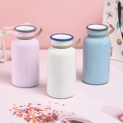 China 450ml Sustainable Water Bottle Double Wall Vacuum Insulated Bottle 304 Stainless Steel Inner Small Water Bottle for sale