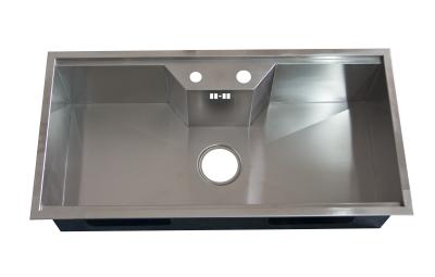 China fregadero de cocina hecho a mano T304 de 800*500m m en venta