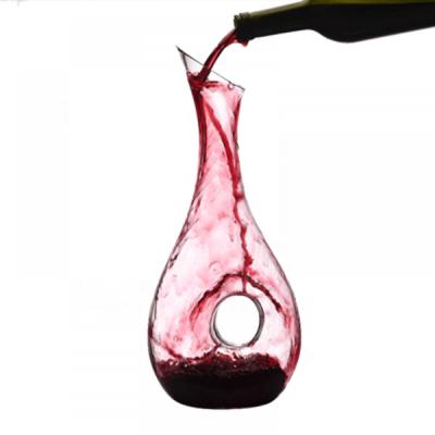 China Uniquely Designed High Quality Snail Form Hand Crystal Decanter Aerator Gifts Lead Free Blown Red Wine Decanter for sale