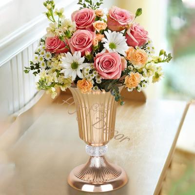 China Vintage HY Vintage Home Decor Wedding Event Metal Small Trumpet Flower Vase Decor Wedding Centerpieces Vase Centre De Table Mariage for sale