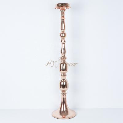 China Romantic Wedding Decoration HY Gold Metal Candlesticks Wedding Centerpiece Centre De Table Candelabra Decorations Candle Holder for sale