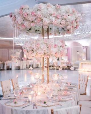 China Romantic Wedding Decoration HY Tall Iron Frame Double Ring Backdrop Candelabra Centerpieces Wedding Flower Stands Table Centerpieces Decorations for sale