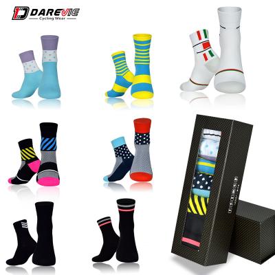 China Darevie Breathable MTB Custom Road Cycling Antibacterial Reflective Bicycle Breathable Elastic Cycling Cycling Socks for sale