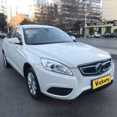 China Leather Cheap Used Max Speed ​​140KM/H 2017 White Cars Electric Used Vehicles Online for sale