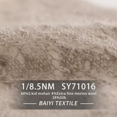 Cina Filato di seta di miscela del mohair molle pratico, lana del mohair dei guanti 1/8.5NM per tricottare in vendita