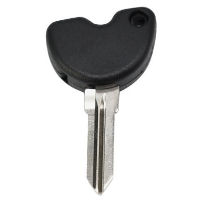 China Metal+ABS Motorcycle Key Blank Blade Mute Key Uncut Embryo For Piaggio Gilera 150 Fly MP3 125 Hurricane 100 Zip 50 Beverly 300 Connection 500 for sale