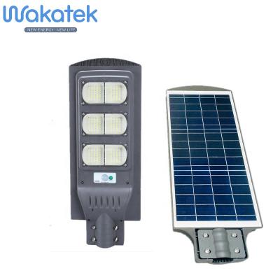 China WAKATEK Garden Solar Street Light With Pole Galvanized A1 Series Solar Street Light New 2021 Split All In One Solar Street Light for sale