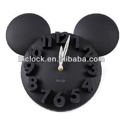 China Modern Home Decoration Mickey Mouse Figure 3D Large Wall Clock for sale