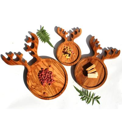 China Natural Dessert Olive Wood Serving Tray Christmas Restaurant Hotel Tableware Buffet Food Fruit Tray Moose Home Decor Elk Gift for sale