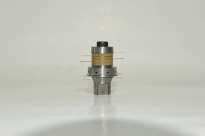 China Solid Mount Ultrasonic Welding Transducer 40Khz For Ultrasonic Sealing Equipment for sale