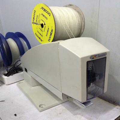 China Stapling Plastic Tags Staple Machine, Name Tag Machine, Hang Tag Stringing Machine for sale