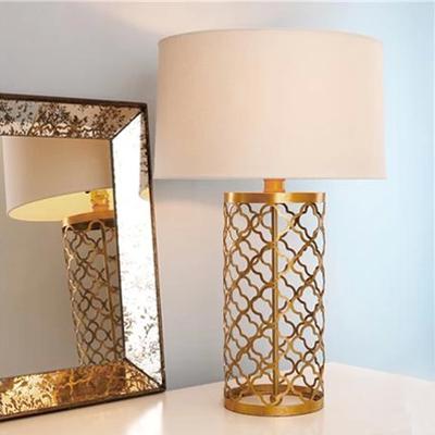 China Modern America Table Lamps Small Antique Iron With Metal Base Porcelain Flower Body For Living Room ETL32030 for sale