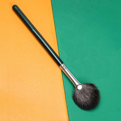 China Angular Blush High Quality Eyeshadow Brushes Professional Private Label Makeup Brushes for sale