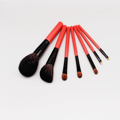 China Angular Blush Professional Eye Makeup Brushes 7pcs For Beginners Customized Label Packaging Available for sale