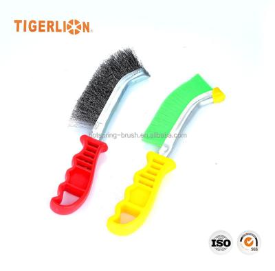 China Cleanging Good Quality Plastic Knife-shape Handle Brush for sale