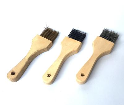 China Cleanging Plant Wood Handle Wire Brush For Cleaning Polish for sale