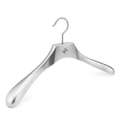 China KOREAN high quality natural wood clothes show best hangers for sweaters for sale