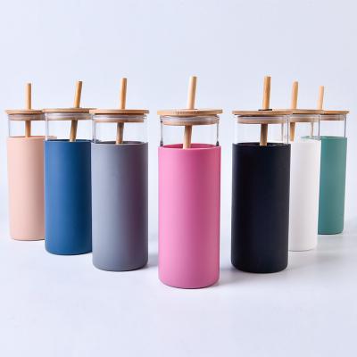 China New Viable Pink Reusable Shaker Water Bottles Glass Tumbler Water Bottle With Straw Suction Cute Mugs Silicone Water Bottle For Girl zu verkaufen