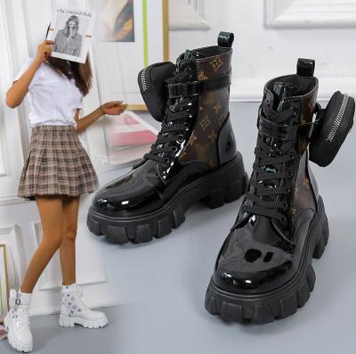 China Anti-smell wholesales 2022 fashion boots for men and women, high heeled thick platform causal boots for sale