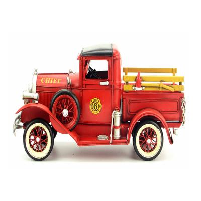 China Europe 2021 high quality old car model decoration iron vintage collection farm truck model handwork ornaments for sale