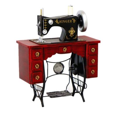 China Hot Selling Europe Metal Crafts Sewing Machine Foot Collectible Walking Model For Showcase Home Decoration for sale