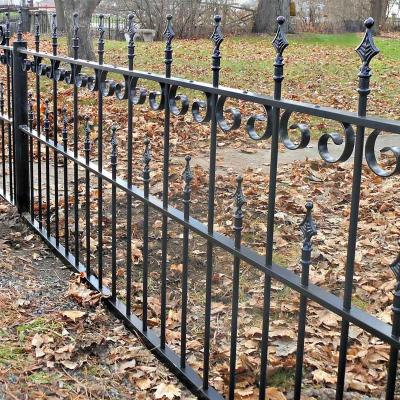 China Easily Collected Dog Proof Rod Wrought Iron Fence With Spear Arrow for sale