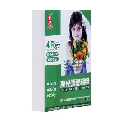 China Moment die 102*152mm 4R Glanzend Fotodocument 230gsm voor Inkjet-Printer drogen Te koop