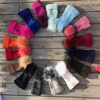 China COMMON Fashion 100% Acrylic Knitted New Winter Knit Pom Hat Ribbed Fur Pom Pom Beanie Women Knit Beanie Fur Bobble for sale