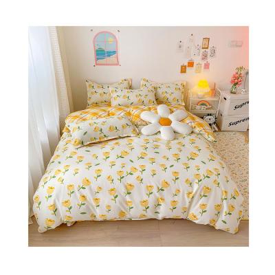 China Nondisposable Wholesale 100% Polyester Bed Sheet Floral Print Bedding Set For Hotel for sale