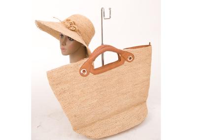 Chine Le sac beige de plage de raphia de ressort/a adapté des sacs à main aux besoins du client de raphia de couleur pour le bord de la mer à vendre