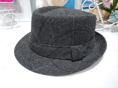 China Der Homburg-Hüte der Küsten-Herbst-grauen Männer, die Hüte der klassischen Männer des Fedora zu verkaufen