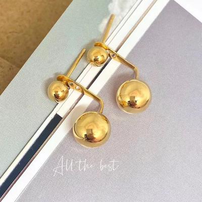 China High Quality Office / Career Fashion Style 18K Gold Single Double Ball Earrings Real for sale