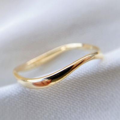 China Wholesale Style 18K Gold Simple Design Wave Irregular Rings Office/Career Real Manufacturer for sale