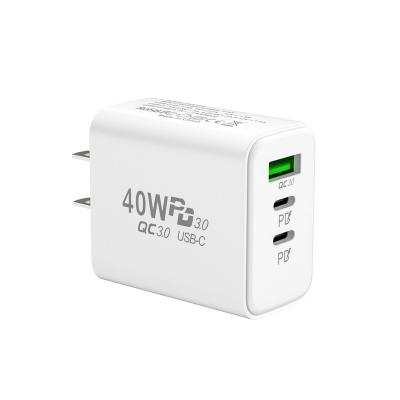 China New Square Cell Phone Port Dual C Travel Adapter Qc3.0 Dual Port Wall Charger USB-C PD20w Fast Phone Charger for sale