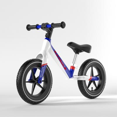 China Magnesium Alloy Patented Design Wholesale Popular 12 Inch Kids Sport Training Bicycle Running Bike Kids Balance Bike for sale