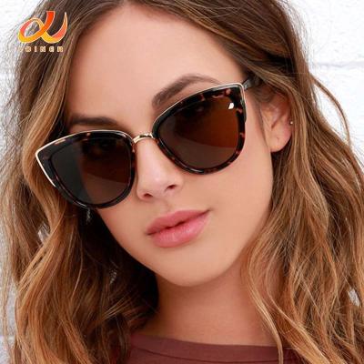 China Fashion Sunglasses 2022 Trendy Custom Logo Sunglasses Factory Wholesale Fashion Cat eye Leopard Female UV400 PC Metal Sun Glasses for sale