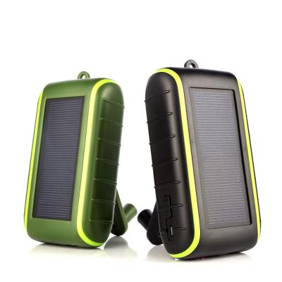 China High Capacity 8000mAh Solar Power Charger Mobile Phone Hand Crank Portable Waterproof Solar Power Bank for sale