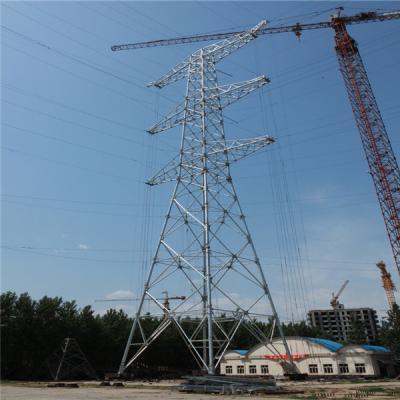 China Dauerhafter Gitter-Stahl ragt Nebenstellen-Struktur-Transformator-elektrischer Stahlturm Pole hoch zu verkaufen