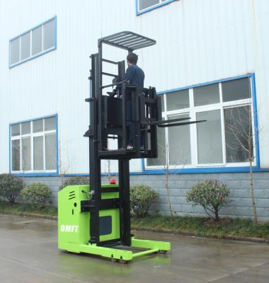 China Experience the Power of Omft 24V/300ah Battery Electric Order Picker for E-Commerce for sale