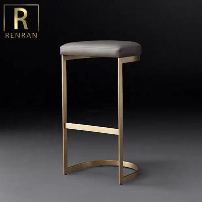 China Modern Design Minimalist Gold Bar Furniture Stainless Steel Metal Bar Chairs Tall Stool Chairs for sale