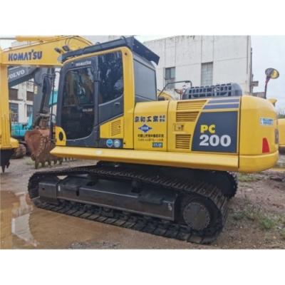 China Gebrauchtes Komatsu PC200-7 200-8 200-6 Crawler Bagger mit Cummins Motor und Originalfarbe zu verkaufen