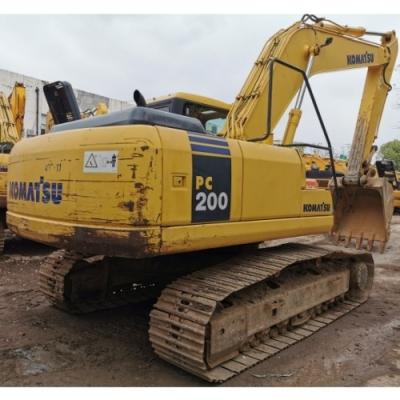 China Gebrauchtes Komatsu PC200 Crawler Bagger mit 0,8m3 Eimer-Kapazität und Originalfarbe zu verkaufen