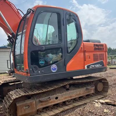 China Excavadora usada Doosan DX130LC-9 con 66kw de potencia de Corea Original en el patio de Shanghai en venta