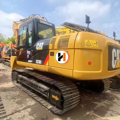 中国 オリジナルの水力シリンダーと柔らかい鋼のデザインの二手 CAT323掘削機 販売のため