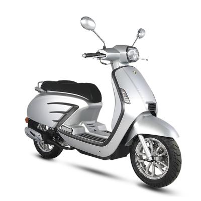 China New Arrivals Popular Chinese Automatic Adult Scooters Gasoline 6.6 High Quality for sale